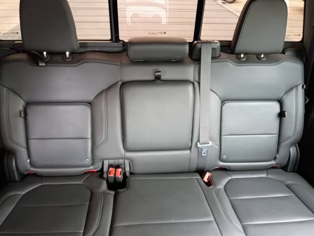 Used 2020 GMC Sierra 1500 SLT RWD image 5