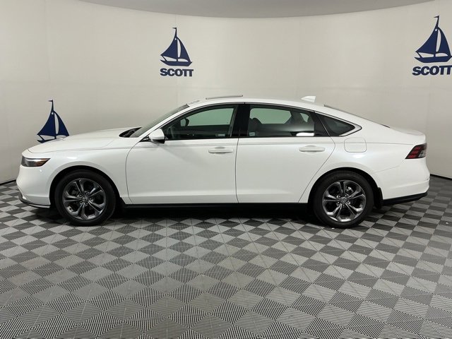 Certified 2024 Honda Accord EX image 4