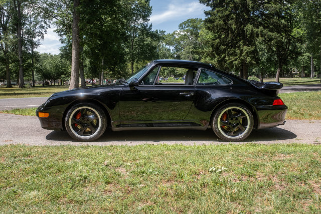 Used 1996 Porsche 911 Turbo RWD image 5