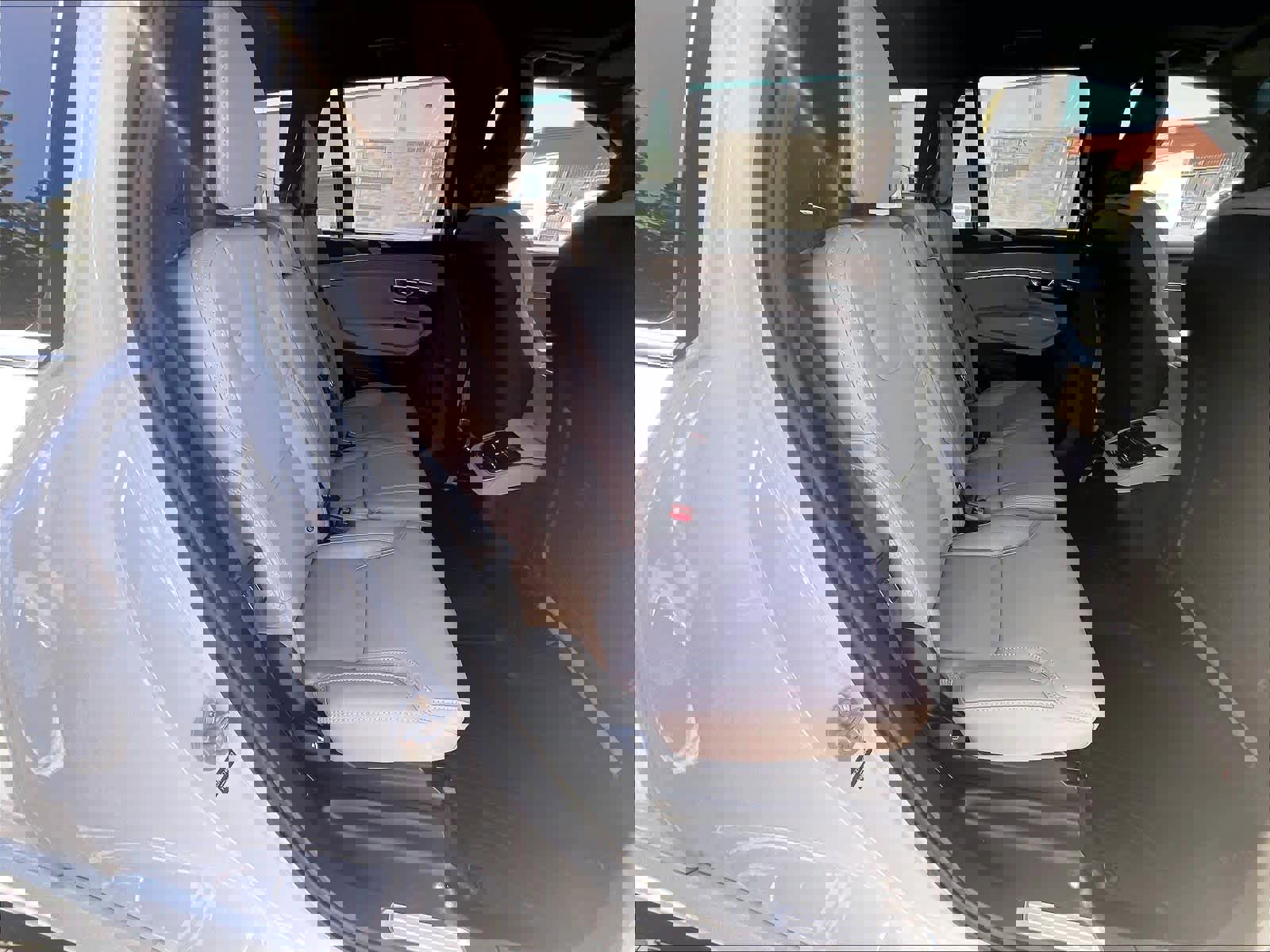 New 2026 Volvo XC90 B6 Ultra w/ Protection Package AWD/4WD image 27