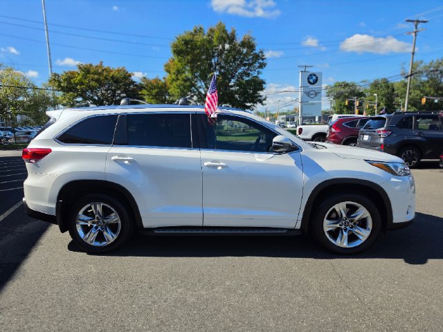 Used 2018 Toyota Highlander Limited AWD/4WD image 8