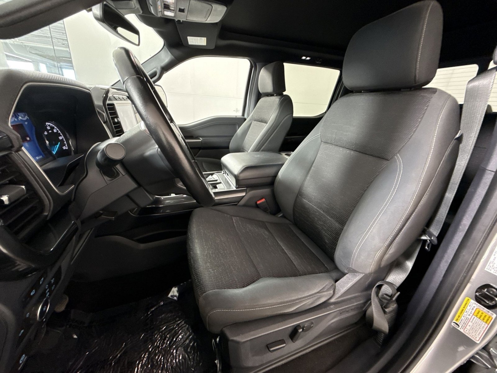 Used 2022 Ford F150 XLT w/ Equipment Group 302A High image 13