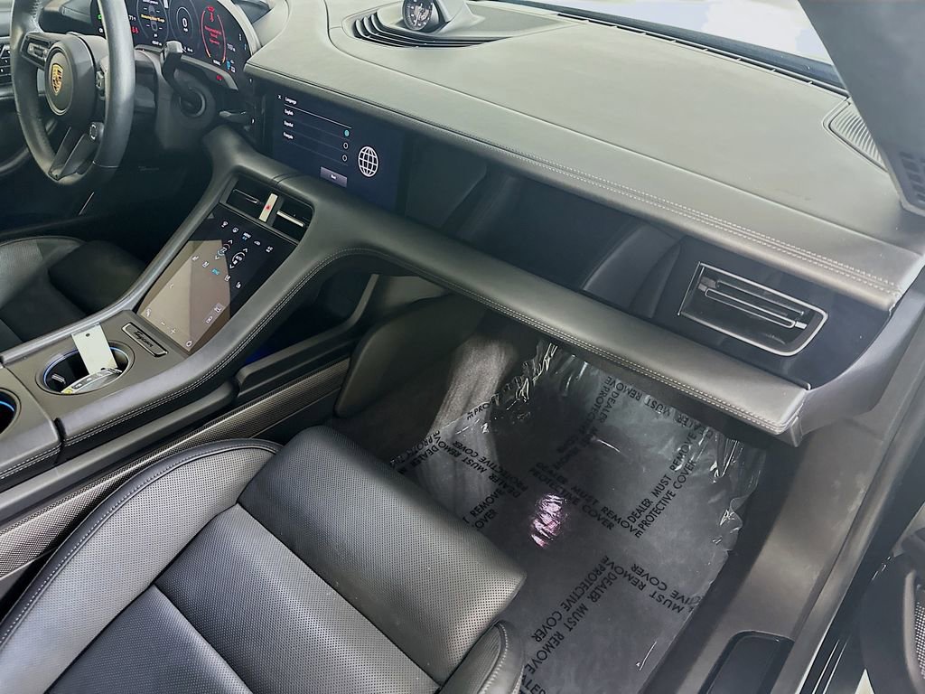 Certified 2020 Porsche Taycan Turbo image 30