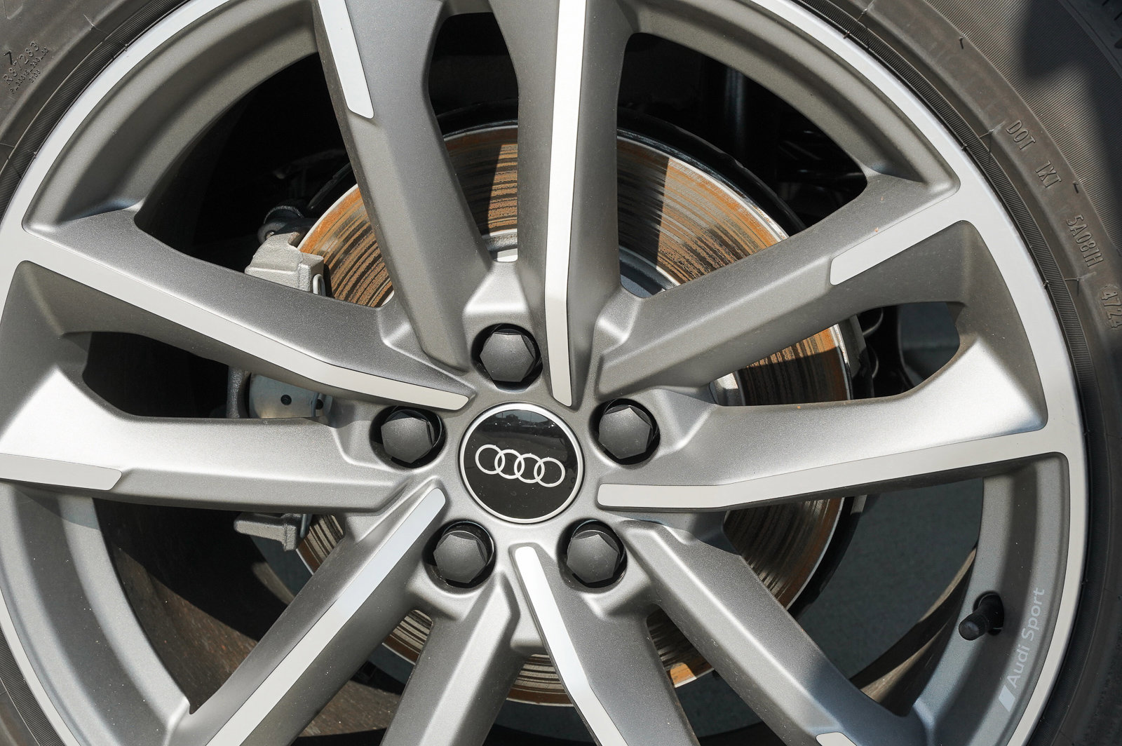 New 2025 Audi Q3 2.0T Premium image 26