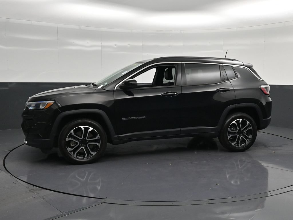 Used 2023 Jeep Compass Limited AWD/4WD image 7