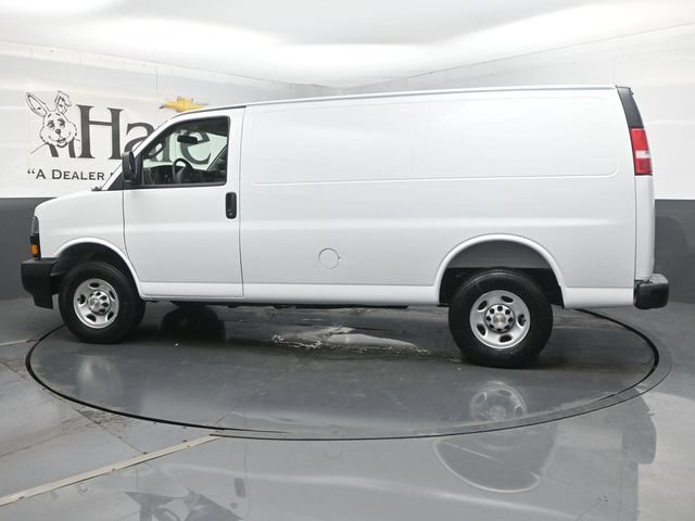 New 2026 Chevrolet Express 2500 w/ Driver Convenience Package RWD image 30