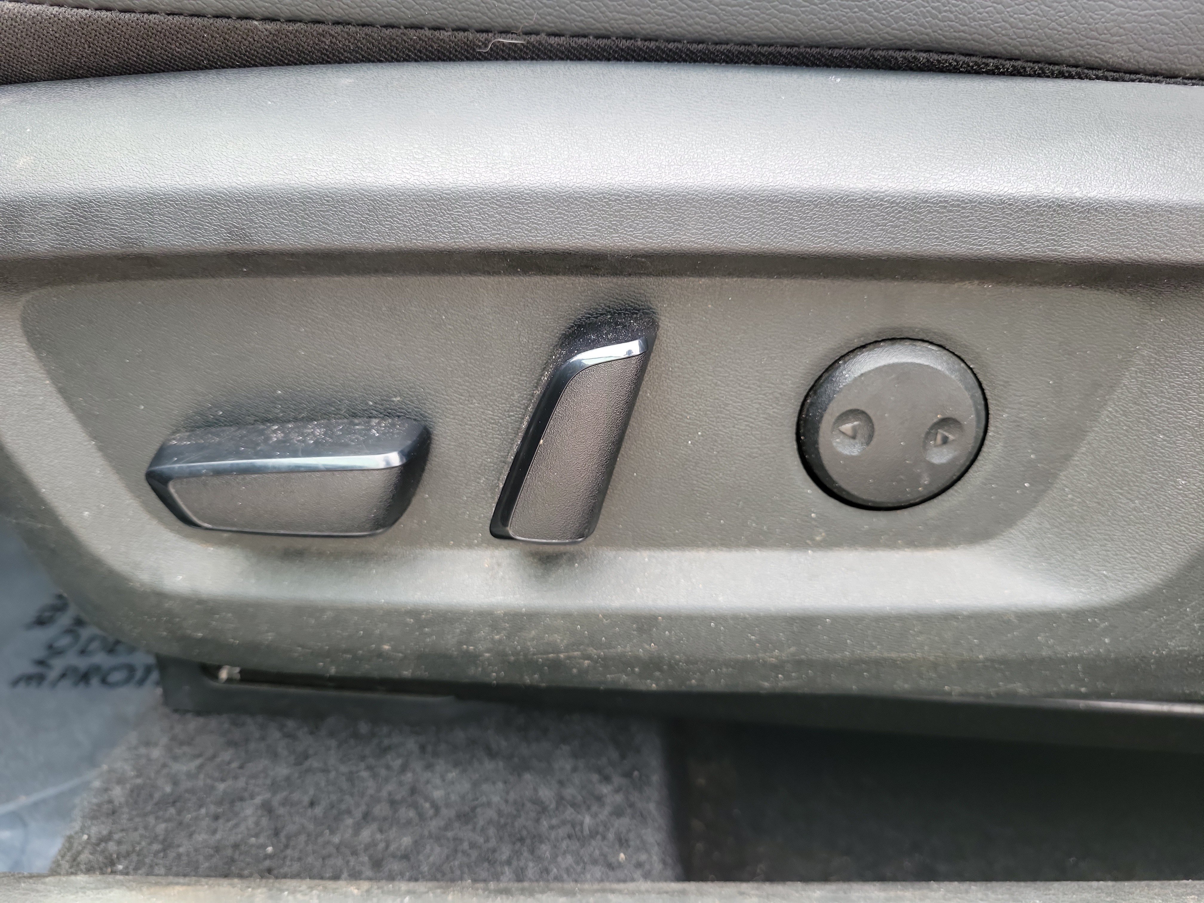 Certified 2025 Nissan Rogue SV AWD/4WD image 15
