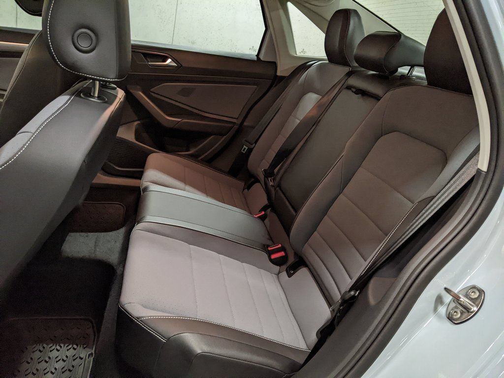 New 2026 Volkswagen Jetta SE FWD image 24