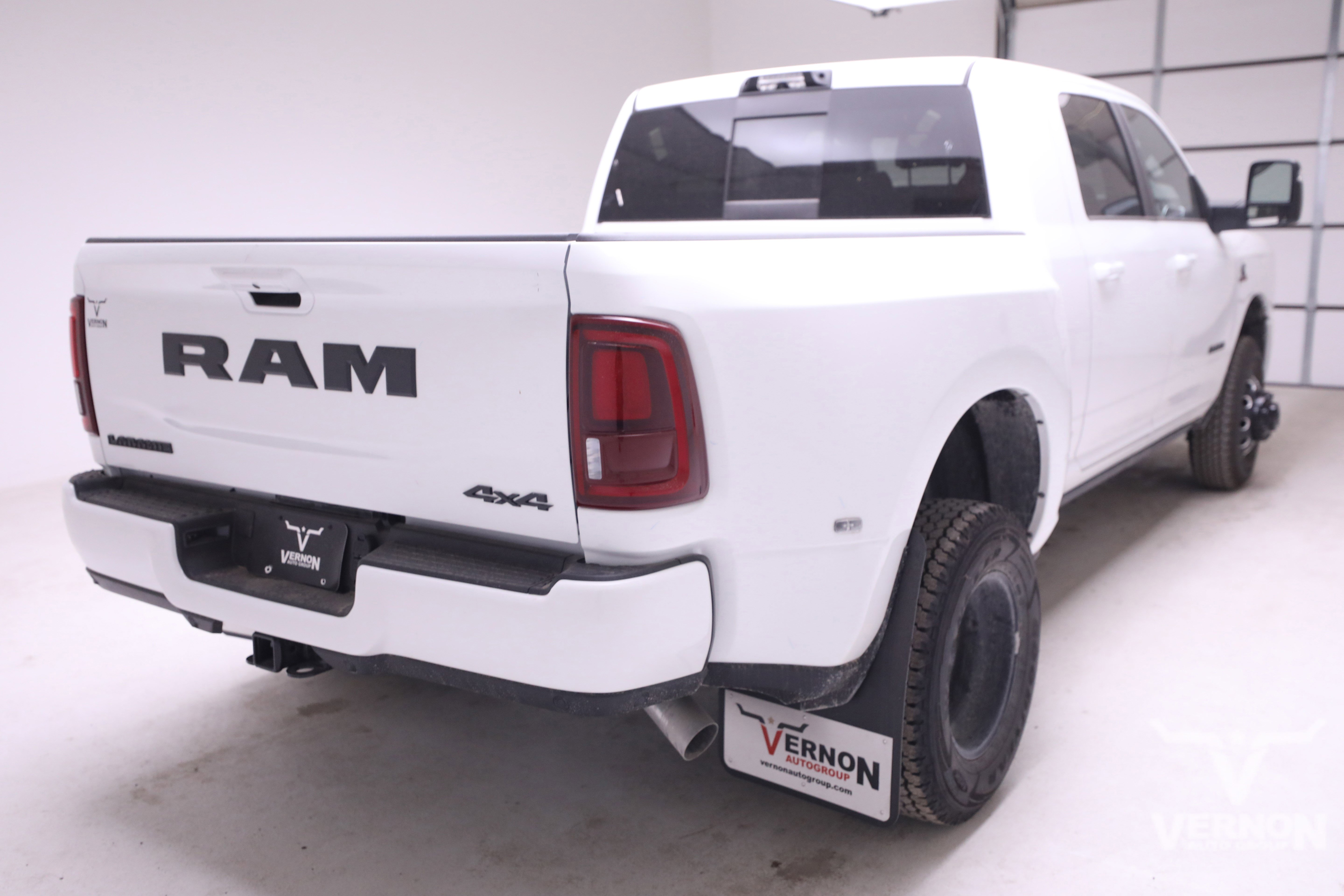 New 2025 RAM 3500 Laramie image 5