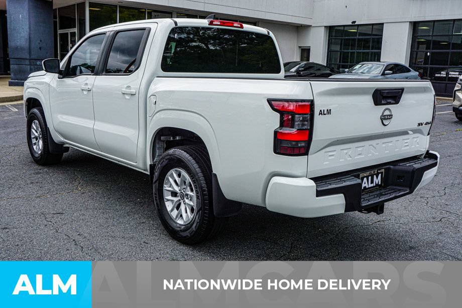 Used 2024 Nissan Frontier SV w/ Tow Package AWD/4WD image 4