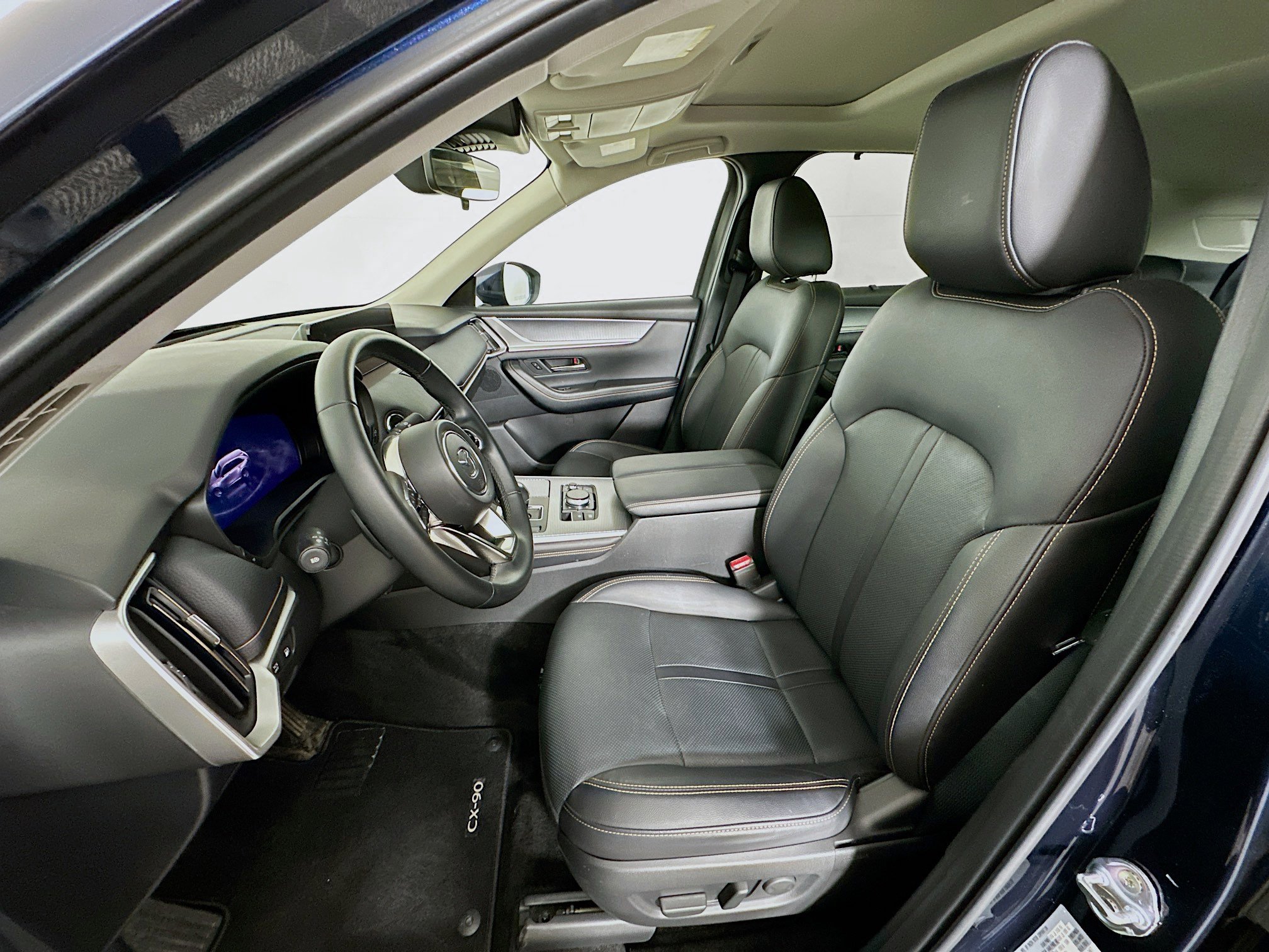 Used 2024 MAZDA CX-90 Plug-In Hybrid w/ Preferred image 13