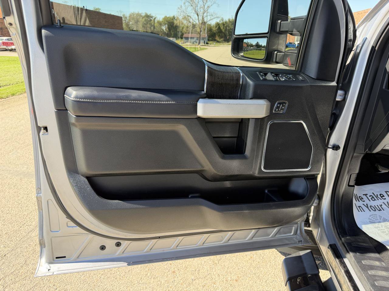 Used 2021 Ford F250 Lariat AWD/4WD image 18