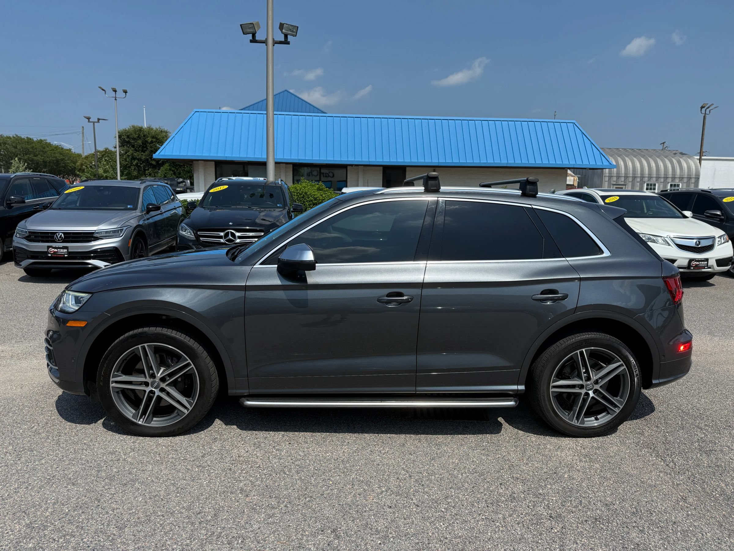 Used 2019 Audi SQ5 Prestige w/ Prestige Package AWD/4WD image 3