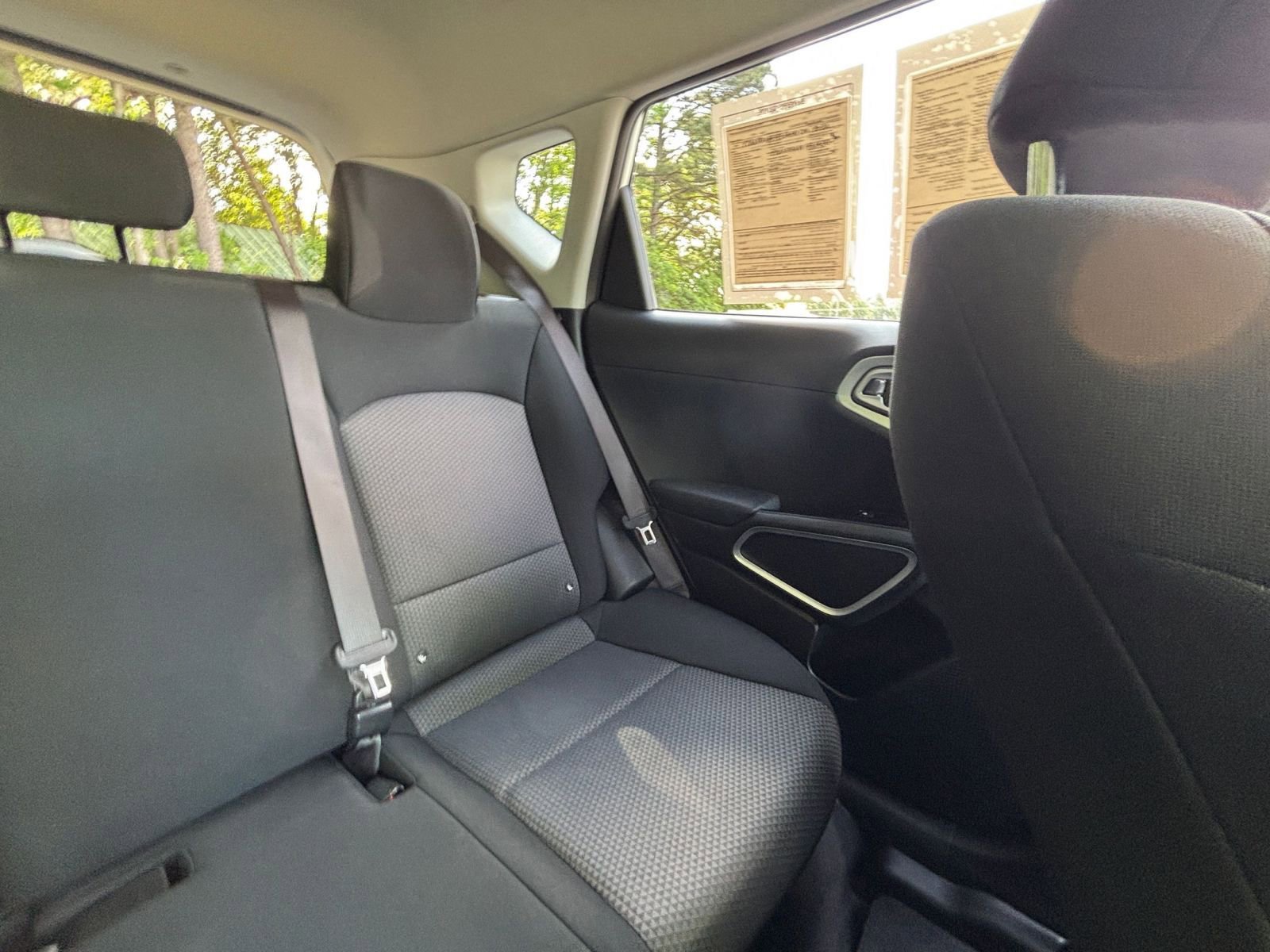 Used 2025 Kia Soul LX w/ LX Technology Package FWD image 37