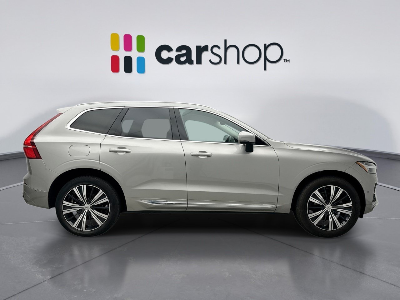 Used 2023 Volvo XC60 B5 Plus w/ Climate Package AWD/4WD image 6