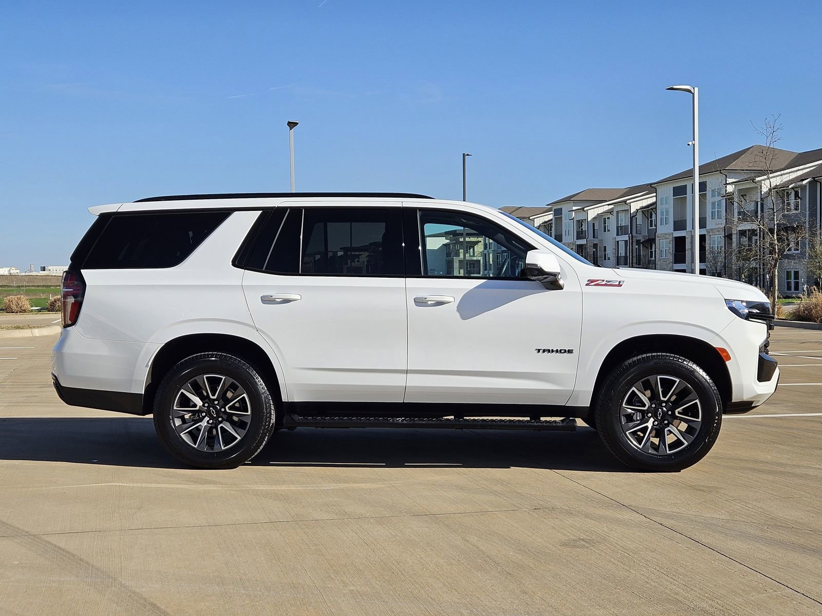 Certified 2024 Chevrolet Tahoe Z71 w/ Luxury Package image 7