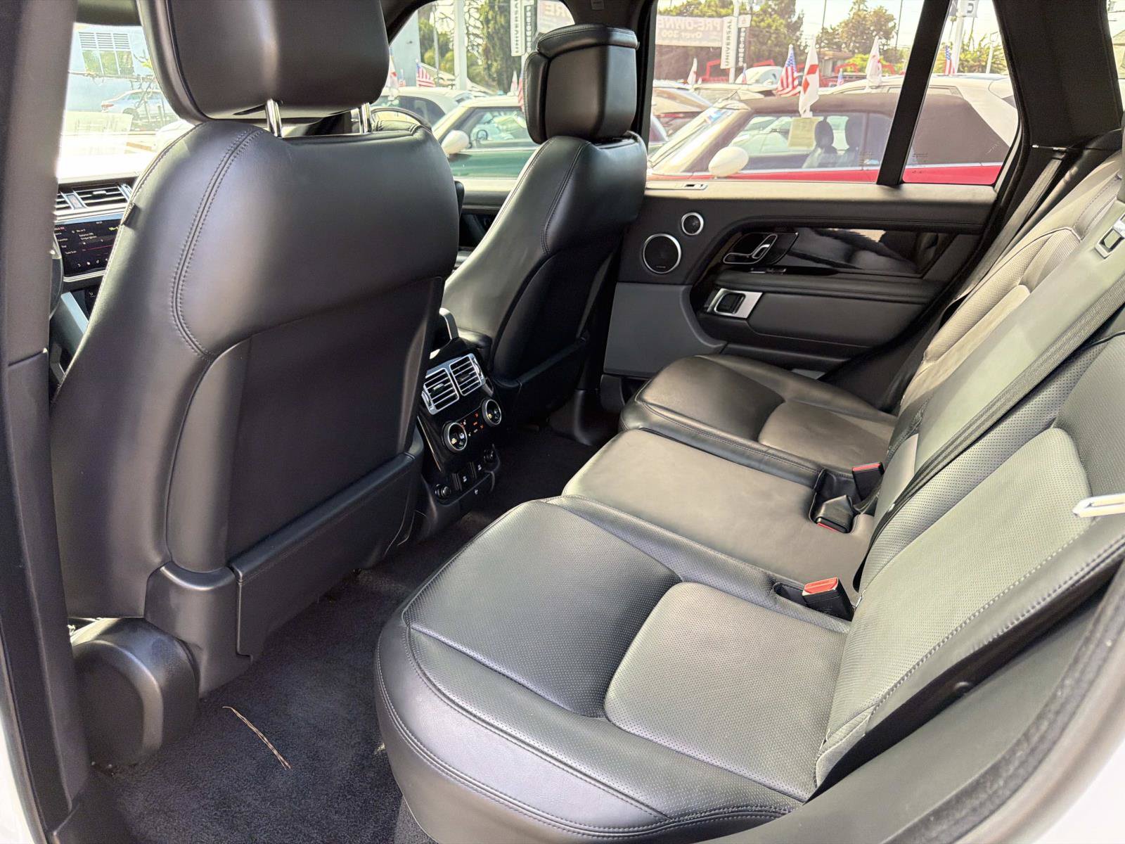 Used 2019 Land Rover Range Rover Supercharged AWD/4WD image 22