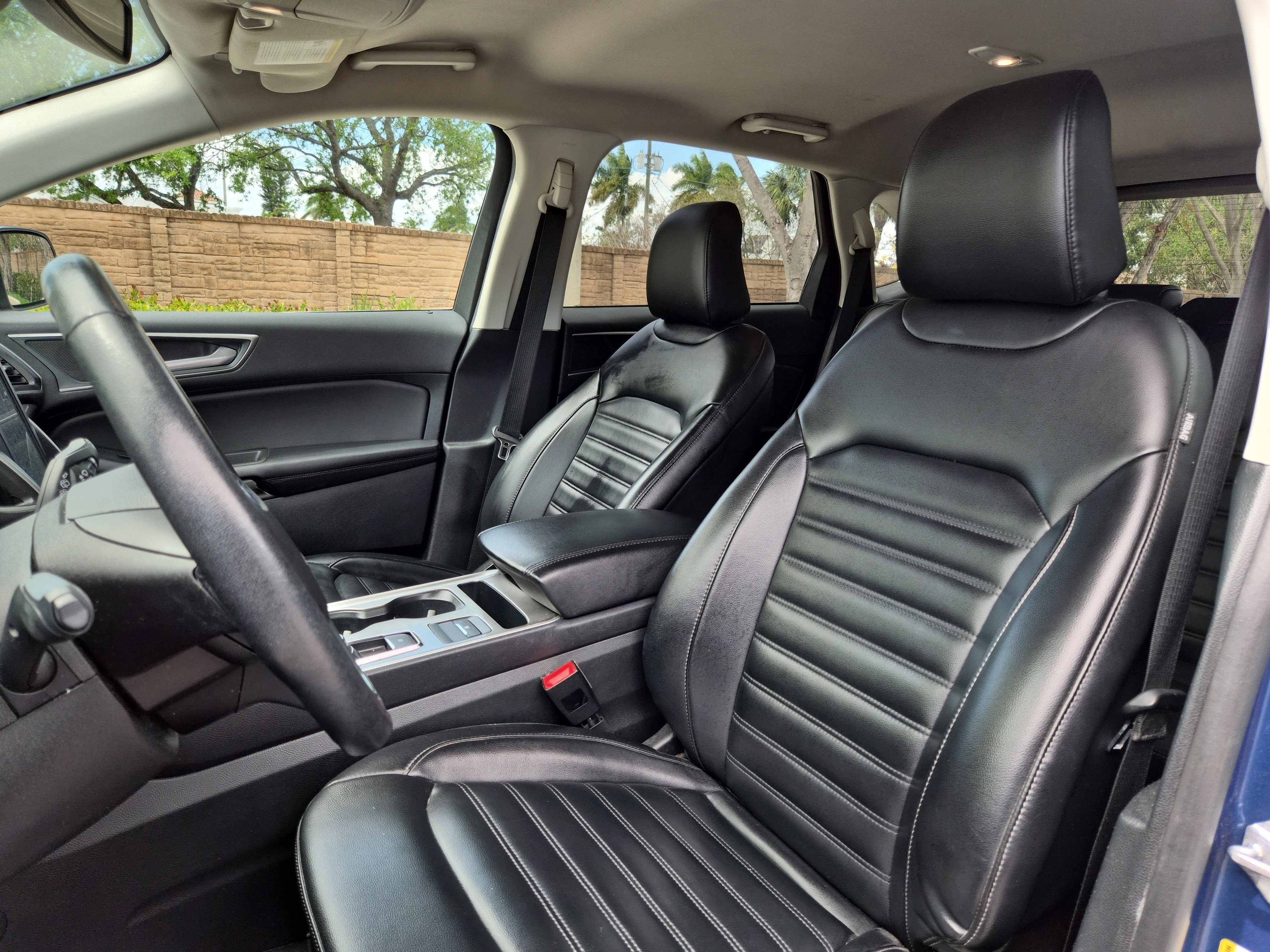 Used 2023 Ford Edge SEL image 21