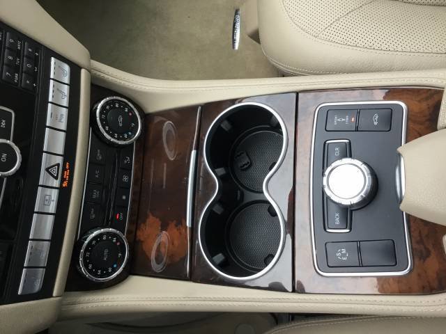 Used 2012 Mercedes-Benz CLS 550 4MATIC image 17