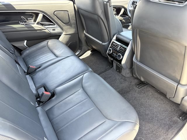 Used 2025 Land Rover Range Rover Long Wheelbase SE AWD/4WD image 22