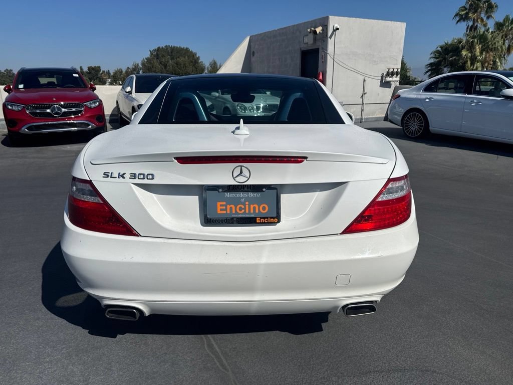 Certified 2016 Mercedes-Benz SLK 300 image 6