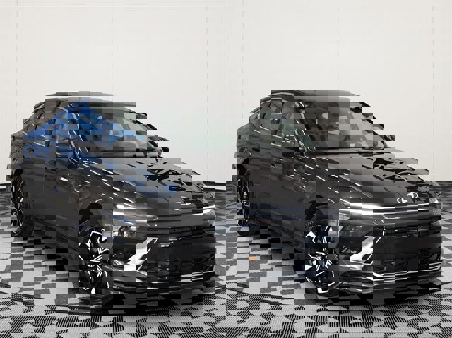 Used 2025 Hyundai Sonata SEL image 1