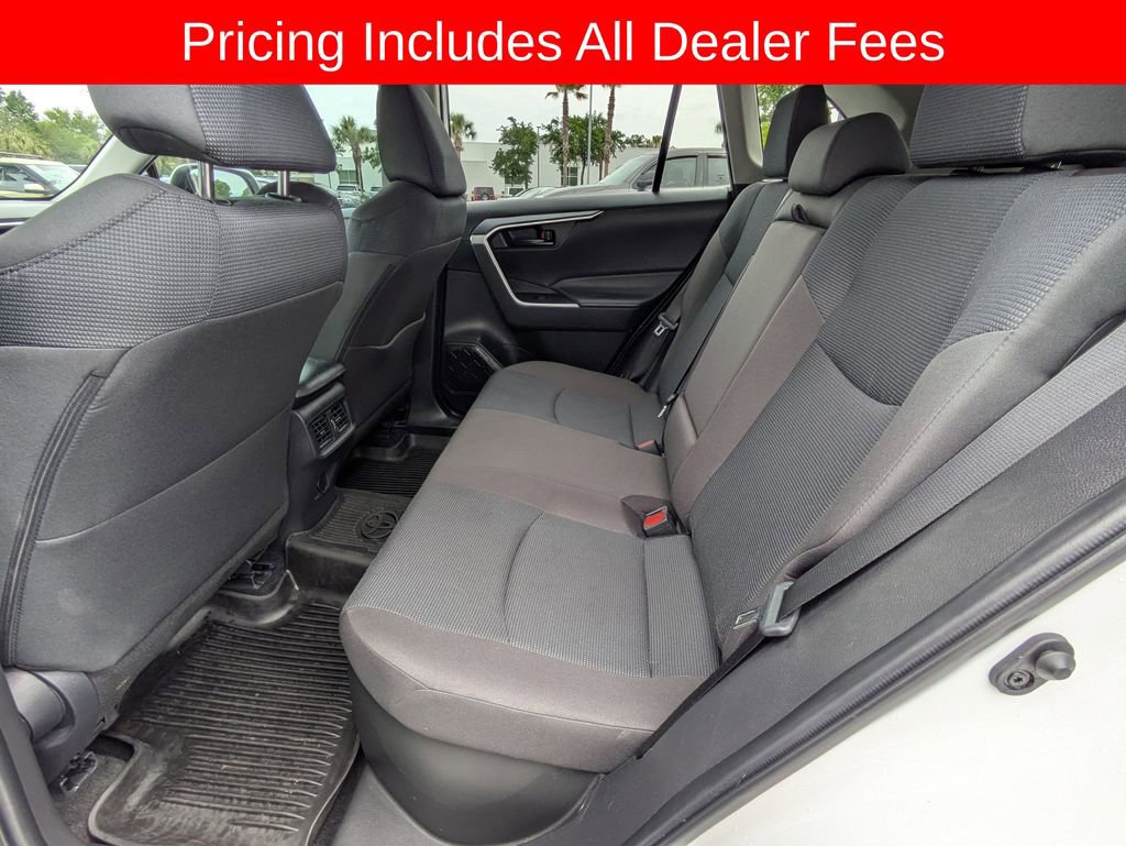 Certified 2024 Toyota RAV4 LE AWD/4WD image 15