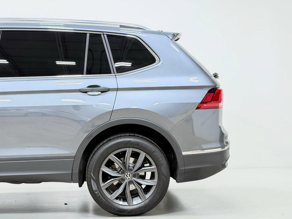 Used 2022 Volkswagen Tiguan SE AWD/4WD image 13