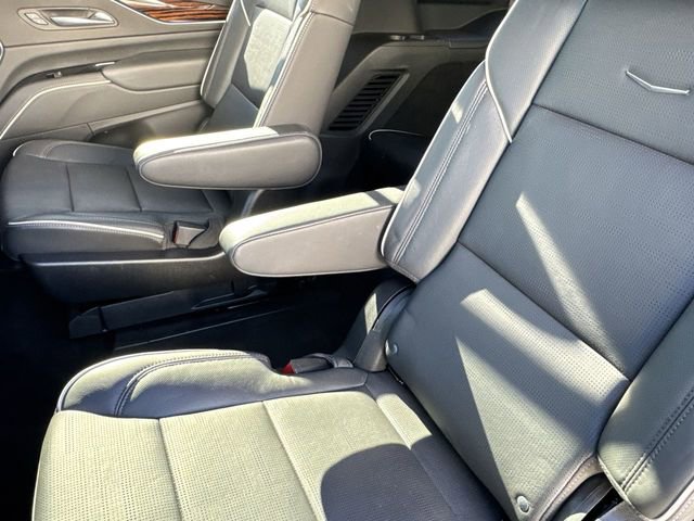 Certified 2022 Cadillac Escalade Premium Luxury image 22