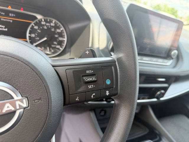 Used 2024 Nissan Rogue SV AWD/4WD image 14