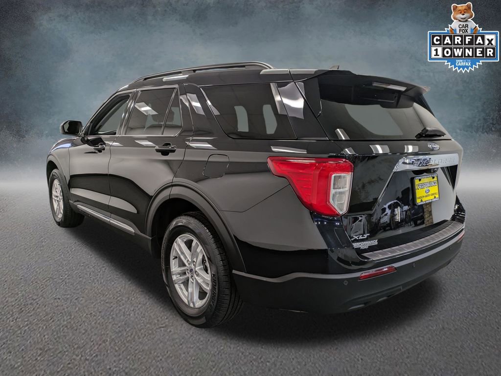 Used 2023 Ford Explorer XLT AWD/4WD image 6