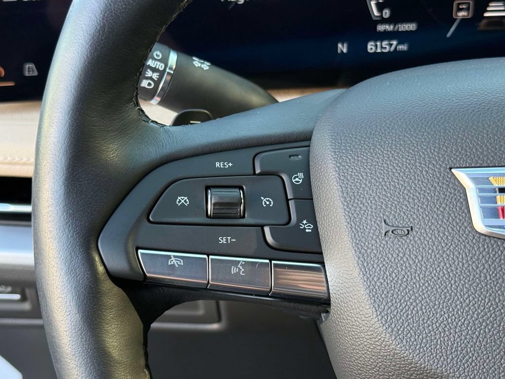 Certified 2025 Cadillac XT4 Premium Luxury FWD image 35