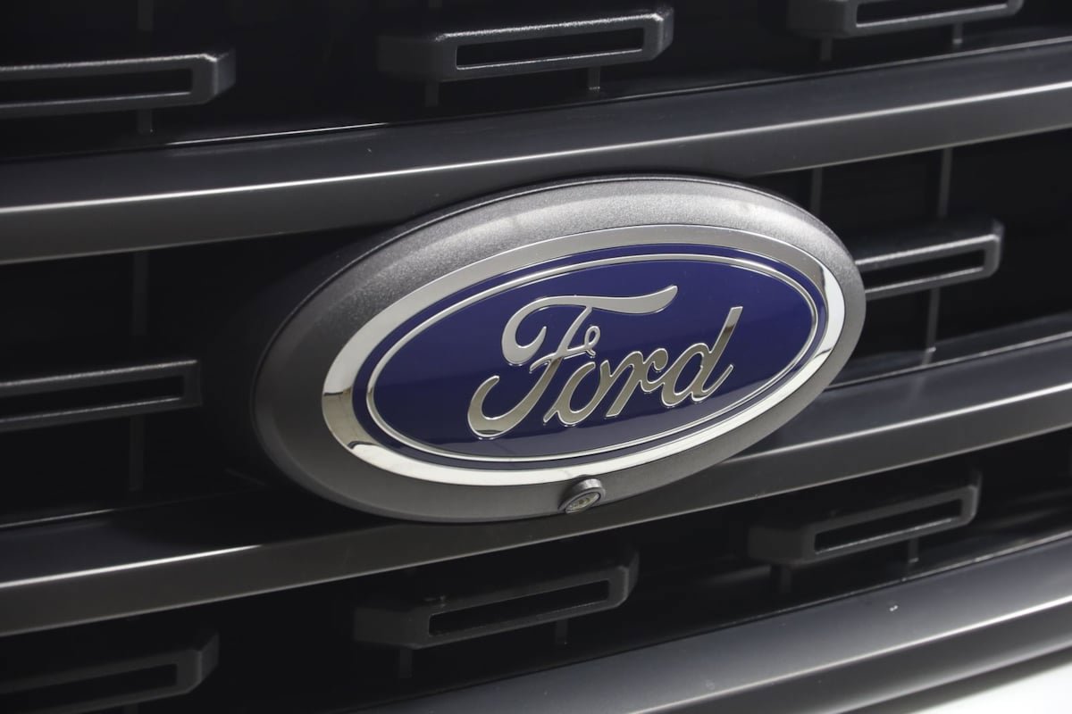 Used 2023 Ford F150 XLT w/ Equipment Group 302A High AWD/4WD image 16