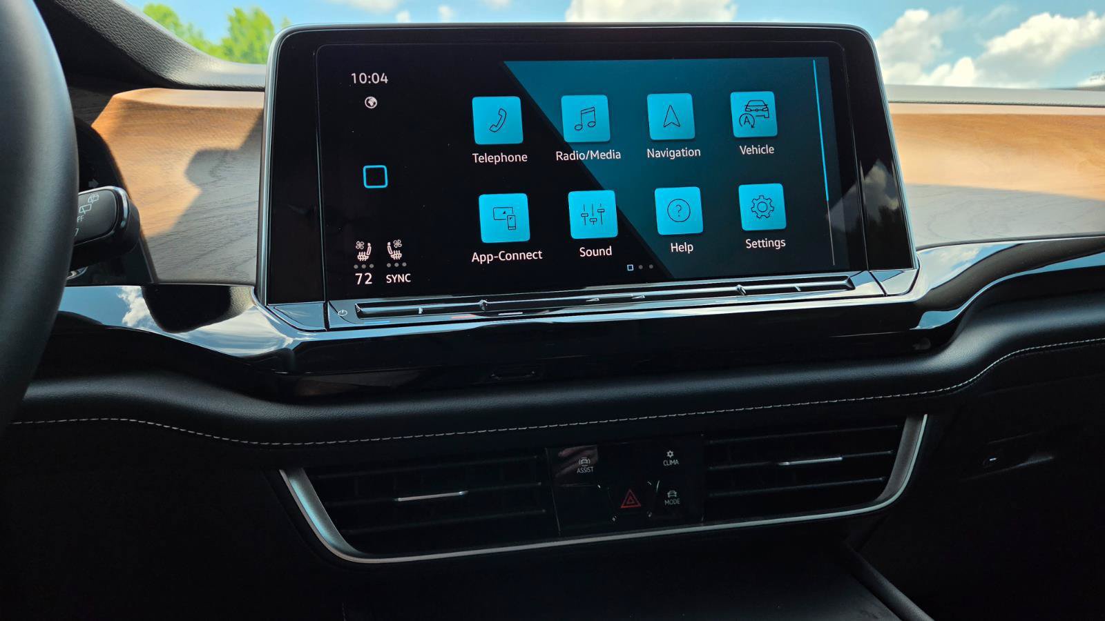 Used 2024 Volkswagen Atlas SE FWD image 33