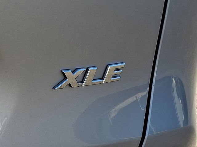 Used 2024 Toyota RAV4 XLE image 31