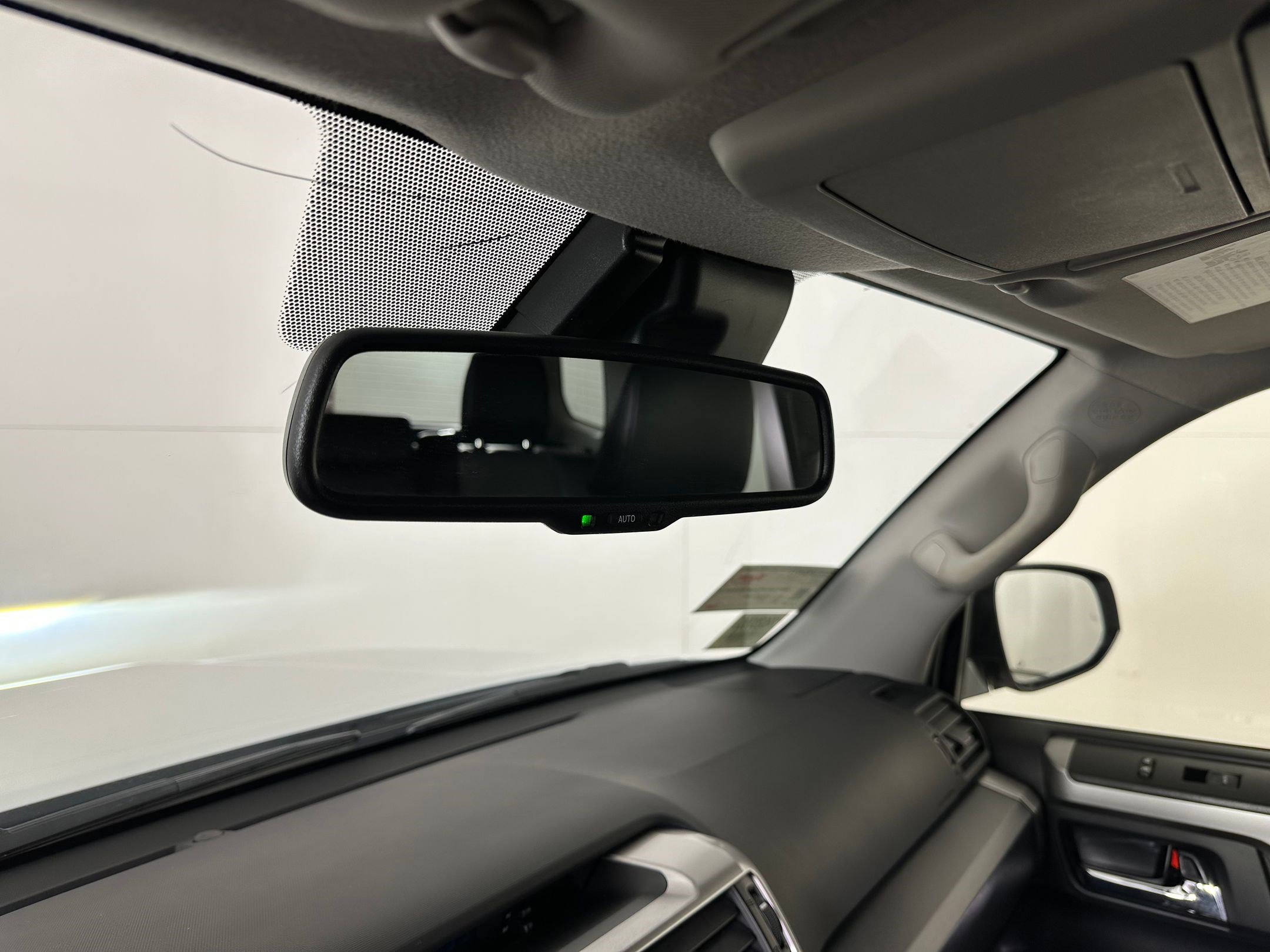 Used 2024 Toyota 4Runner SR5 Premium image 17