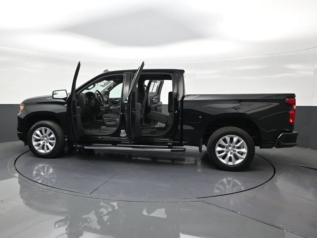 Used 2024 Chevrolet Silverado 1500 Custom RWD image 30