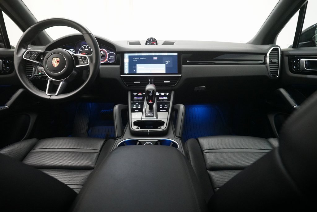 Used 2021 Porsche Cayenne image 18