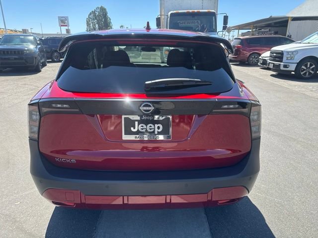 Used 2025 Nissan Kicks SV FWD image 4