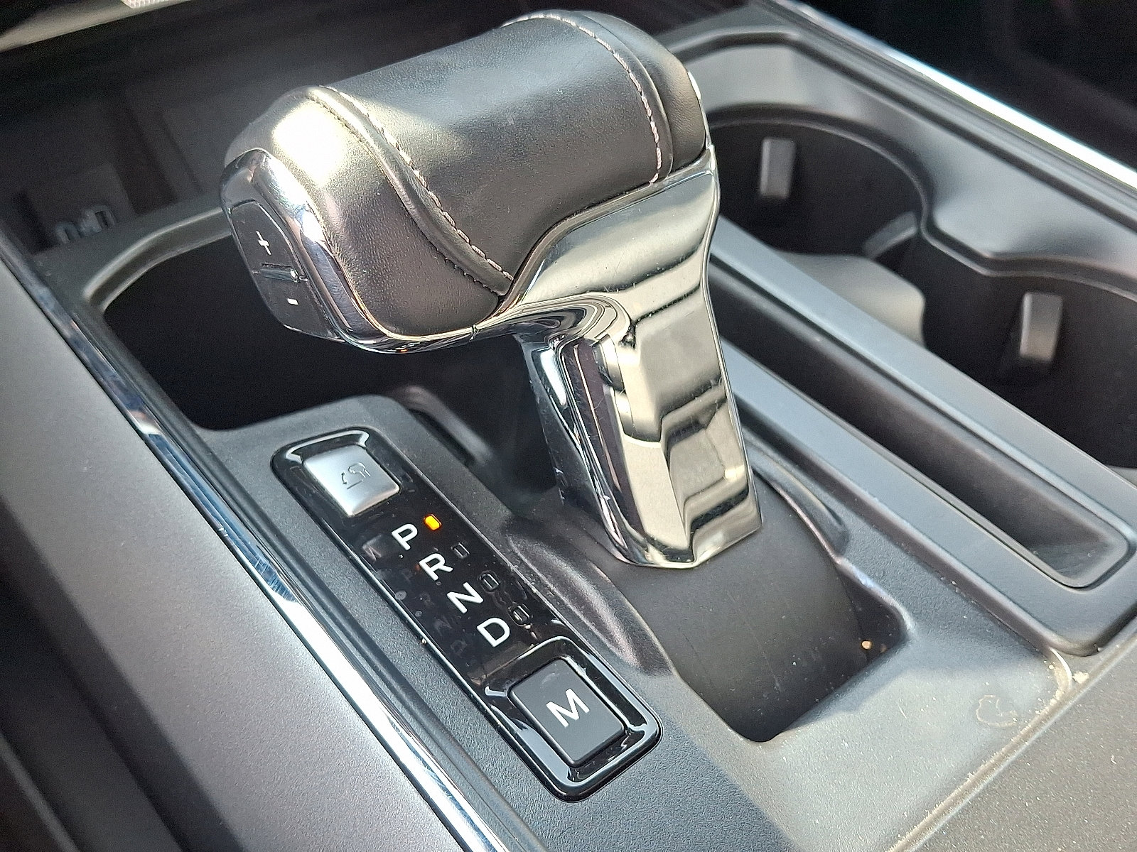 Used 2022 Ford F150 Lariat w/ Equipment Group 502A High image 14