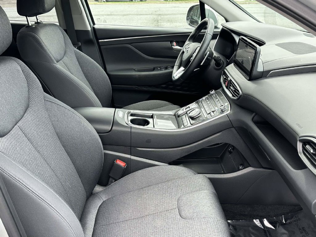 Certified 2023 Hyundai Santa Fe SEL AWD/4WD image 10