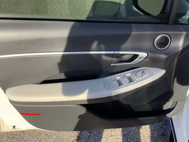 Certified 2025 Hyundai Sonata SEL AWD/4WD image 11