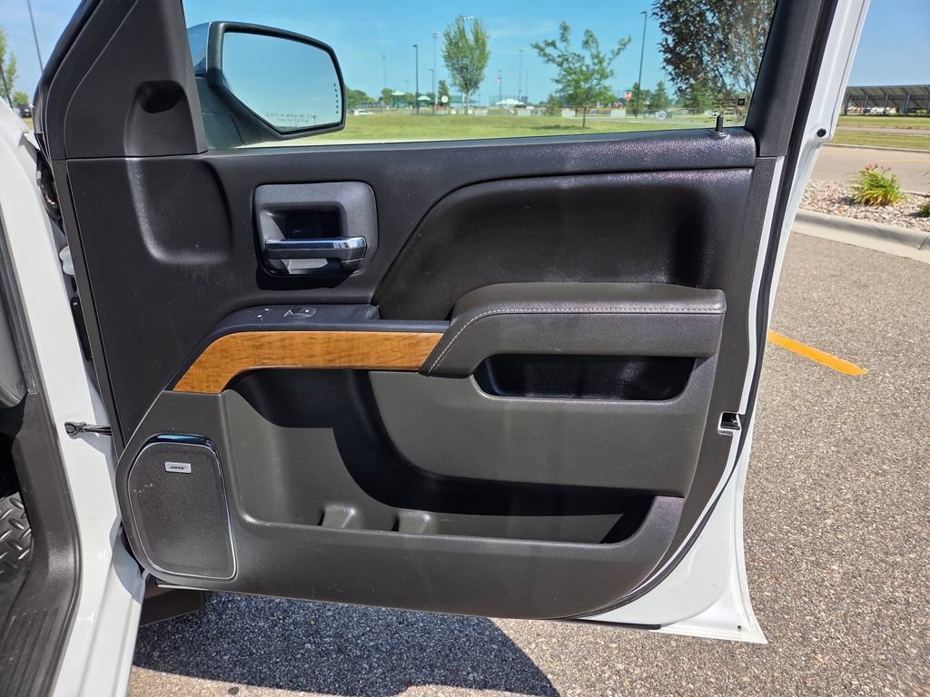 Used 2017 Chevrolet Silverado 1500 LTZ w/ Sport Package AWD/4WD image 36