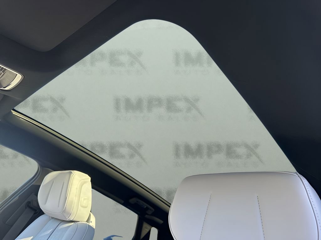 Used 2024 Cadillac Lyriq Luxury w/ LPO, Floor Liner Package image 11