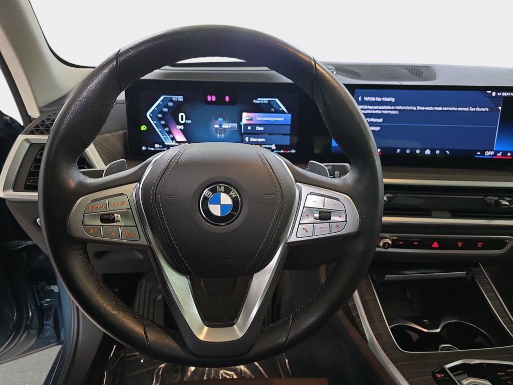 Certified 2024 BMW X7 xDrive40i image 16