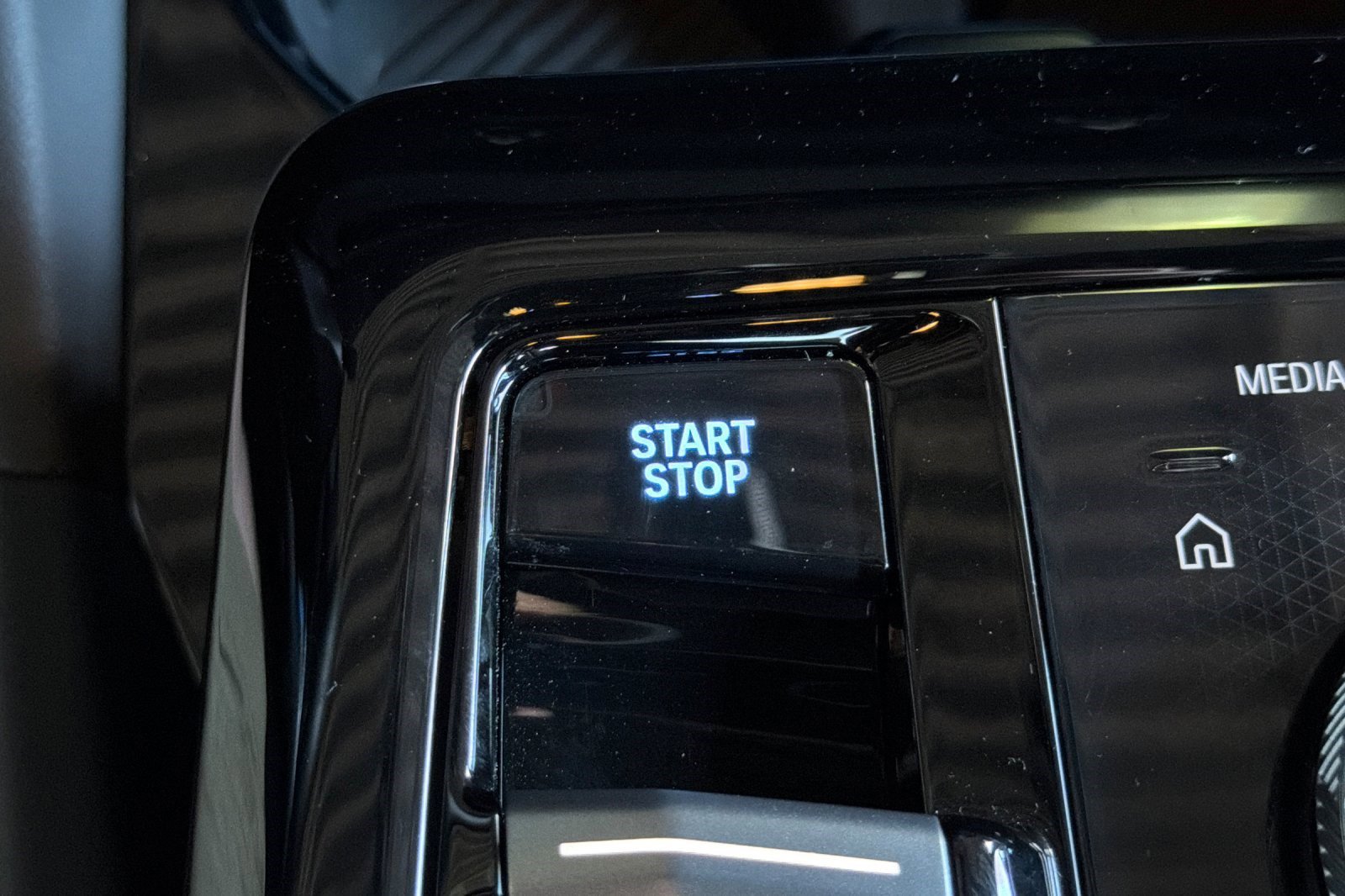 Certified 2025 BMW i5 M60 image 29