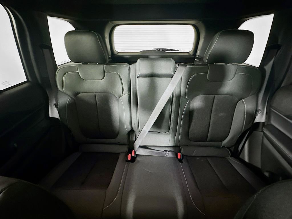 New 2025 Jeep Grand Cherokee Laredo X w/ Luxury Tech Group I RWD image 10