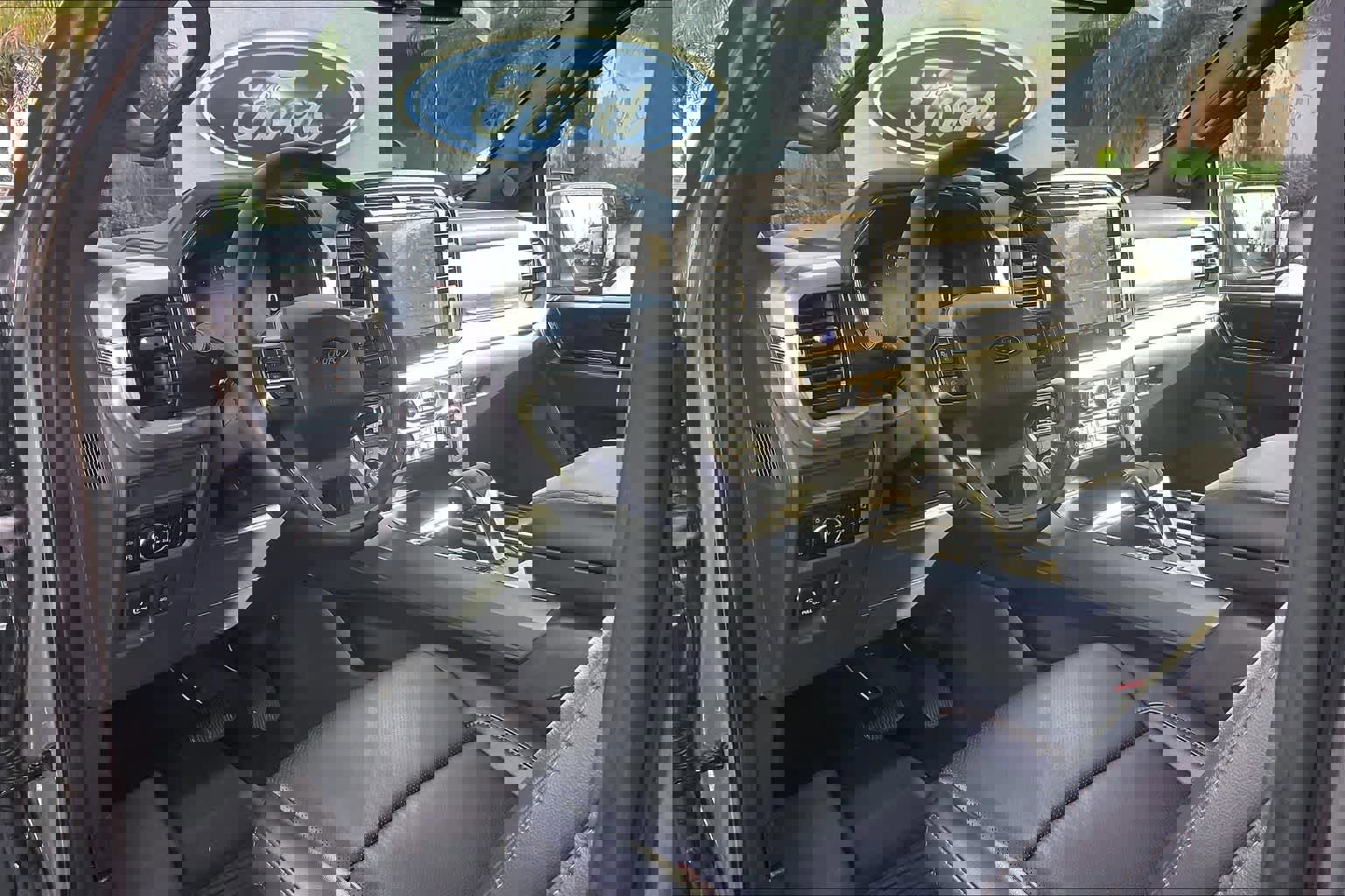 Certified 2025 Ford F150 Lariat w/ Equipment Group 501A Mid image 2