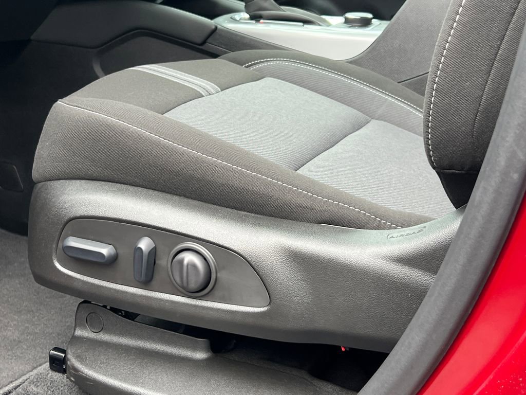 New 2025 Chevrolet Blazer LT w/ Driver Confidence Package image 16