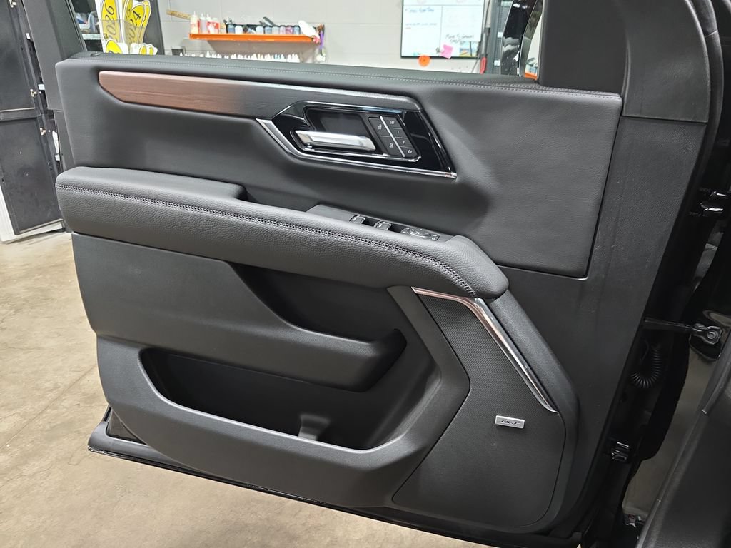 New 2026 GMC Yukon XL Denali w/ Advanced Technology Package AWD/4WD image 30